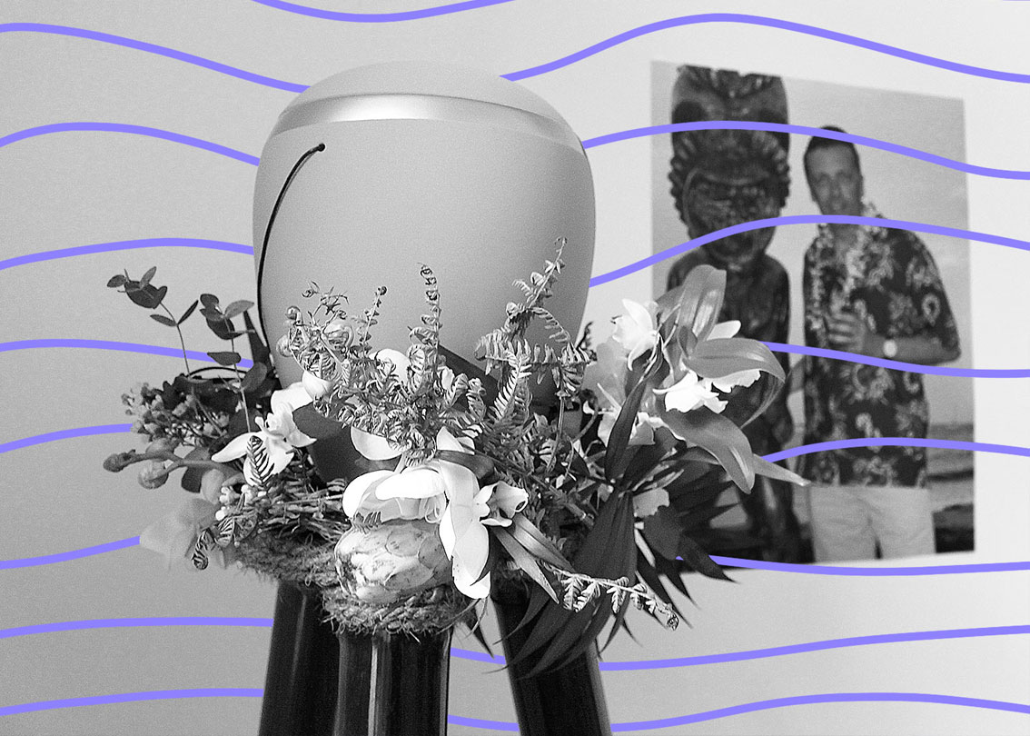 Urne mit wunderschönem Gesteck